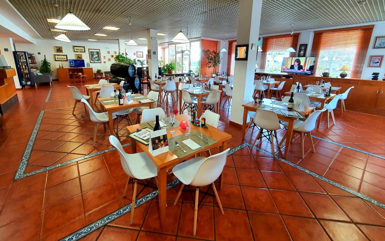 Ibis Jerez De La Frontera Cadiz Hotel ภายนอก รูปภาพ