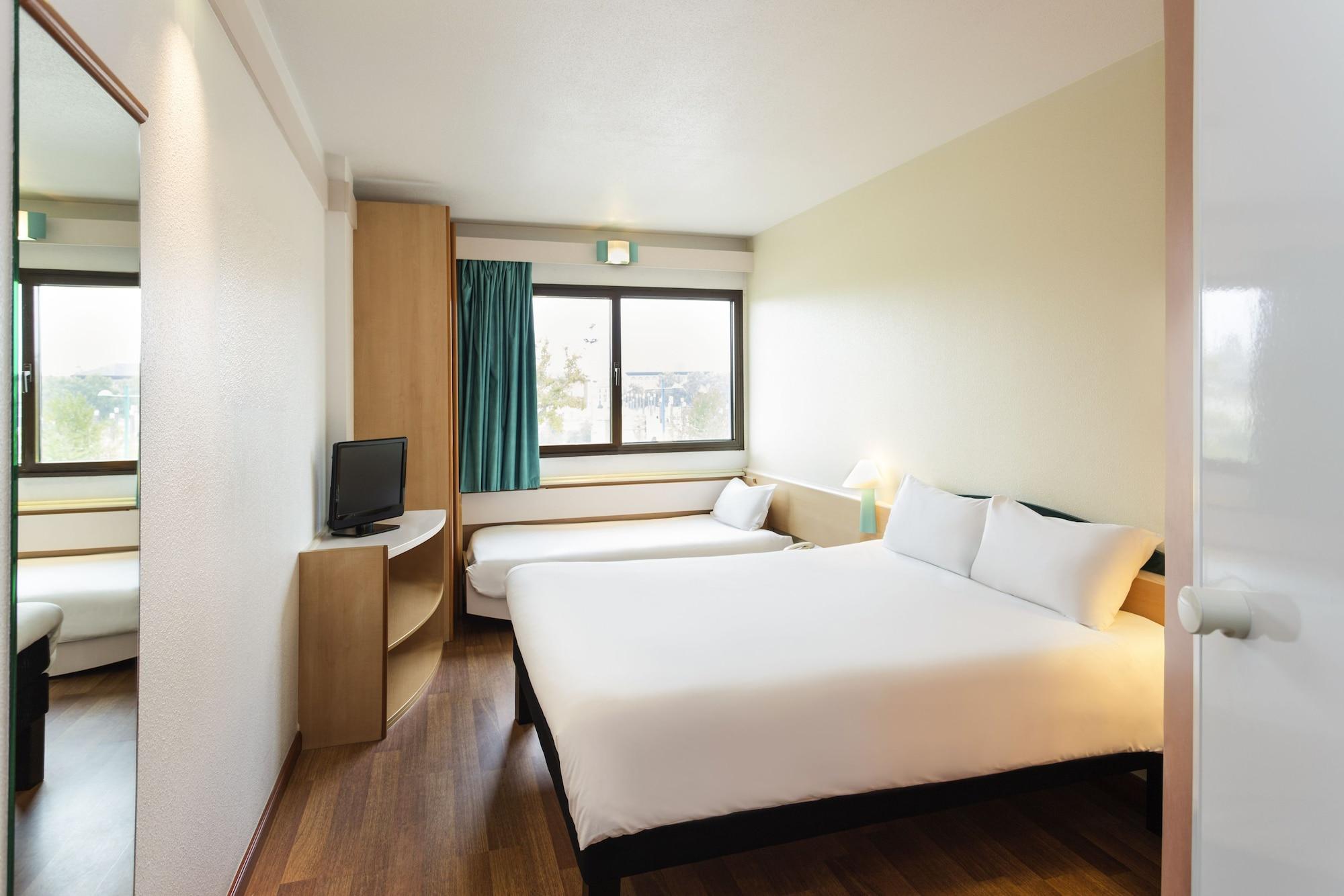Ibis Jerez De La Frontera Cadiz Hotel ภายนอก รูปภาพ
